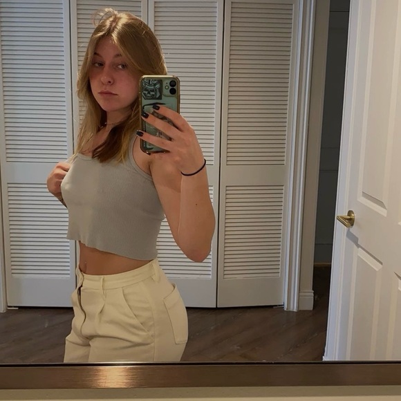 Meet your Posher, Pheobe - Picture 2 of 5